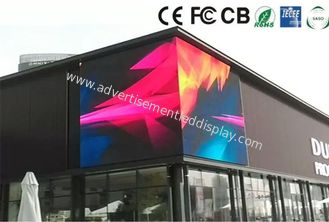 1R1G1B شاشات إعلانات LED كبيرة الحجم 16 × 16 نقطة 10 ملم بكسل الملعب