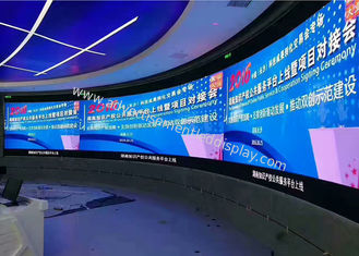 شاشة LED داخلية للإعلانات 1500cd ، P2.5mm LED Video Wall داخلي